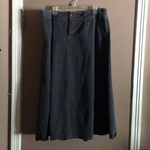 Black jean Cato skirt